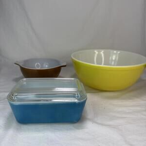 Vintage PYREX Lot Made In USA Mixing Bowl Pouring Bowl Loaf / Casserole Dish